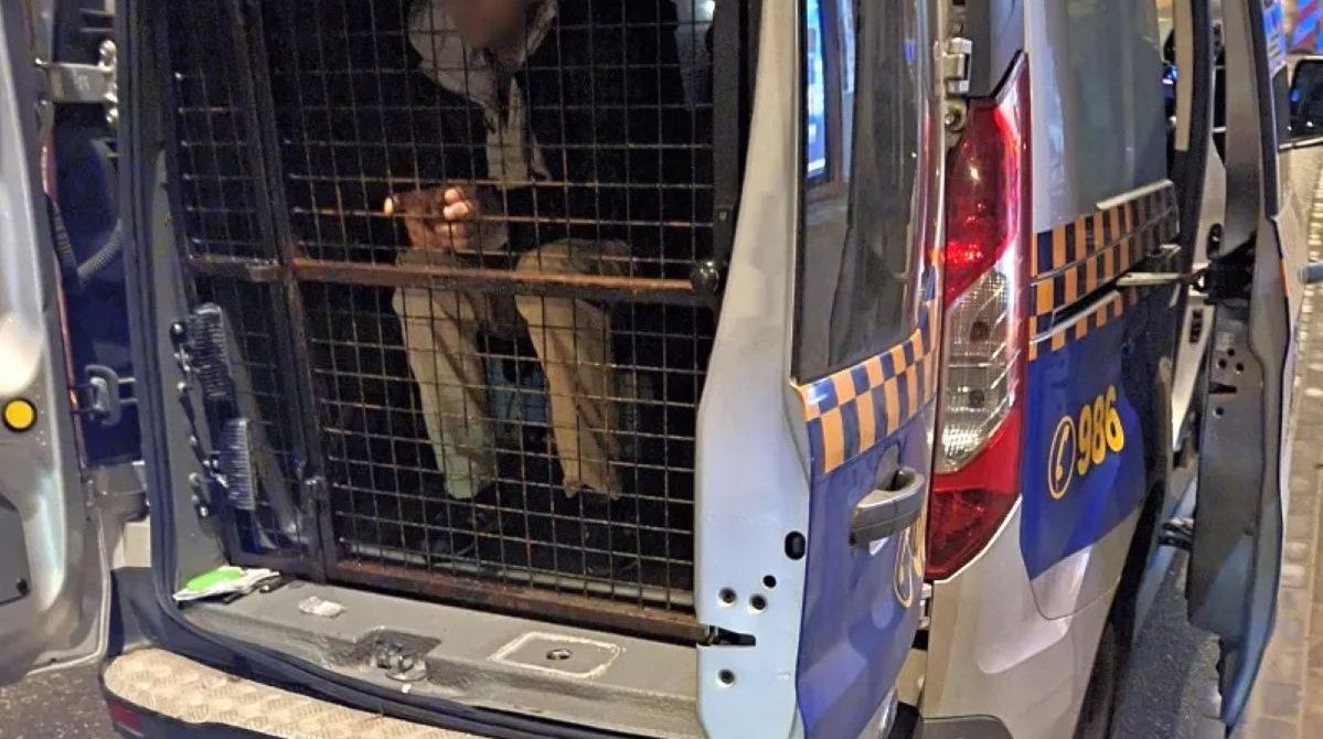 Warszawa: Śpiący przy przystanku miał przy sobie marihuanę