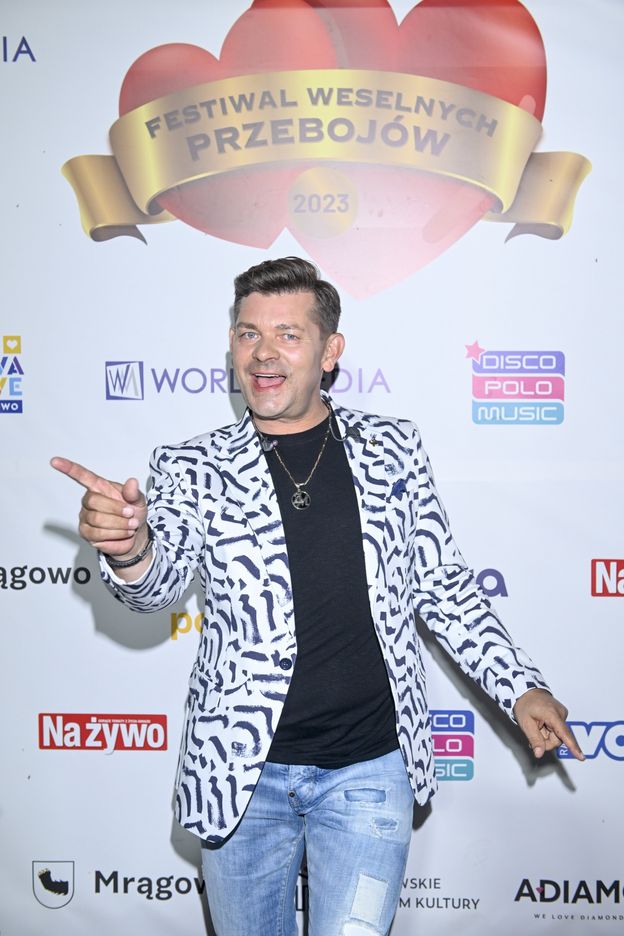 Zenek Martyniuk dostanie SOLIDNĄ EMERYTURĘ. Wiemy, ile dokładnie wypłaci mu ZUS