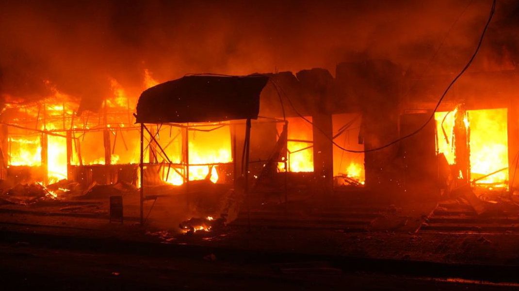 Zniszczenia w Zaporożu po rosyjskim ostrzale