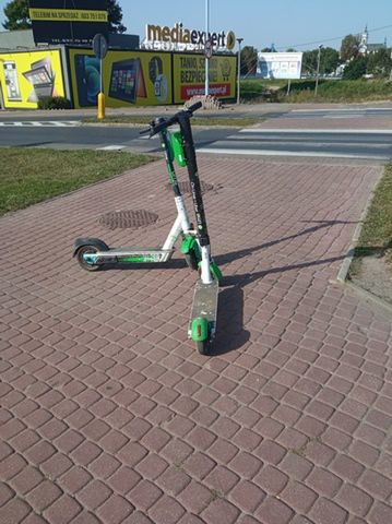 Warszawa w Ostrowcu Św. – czy Wam to nie przeszkadza?