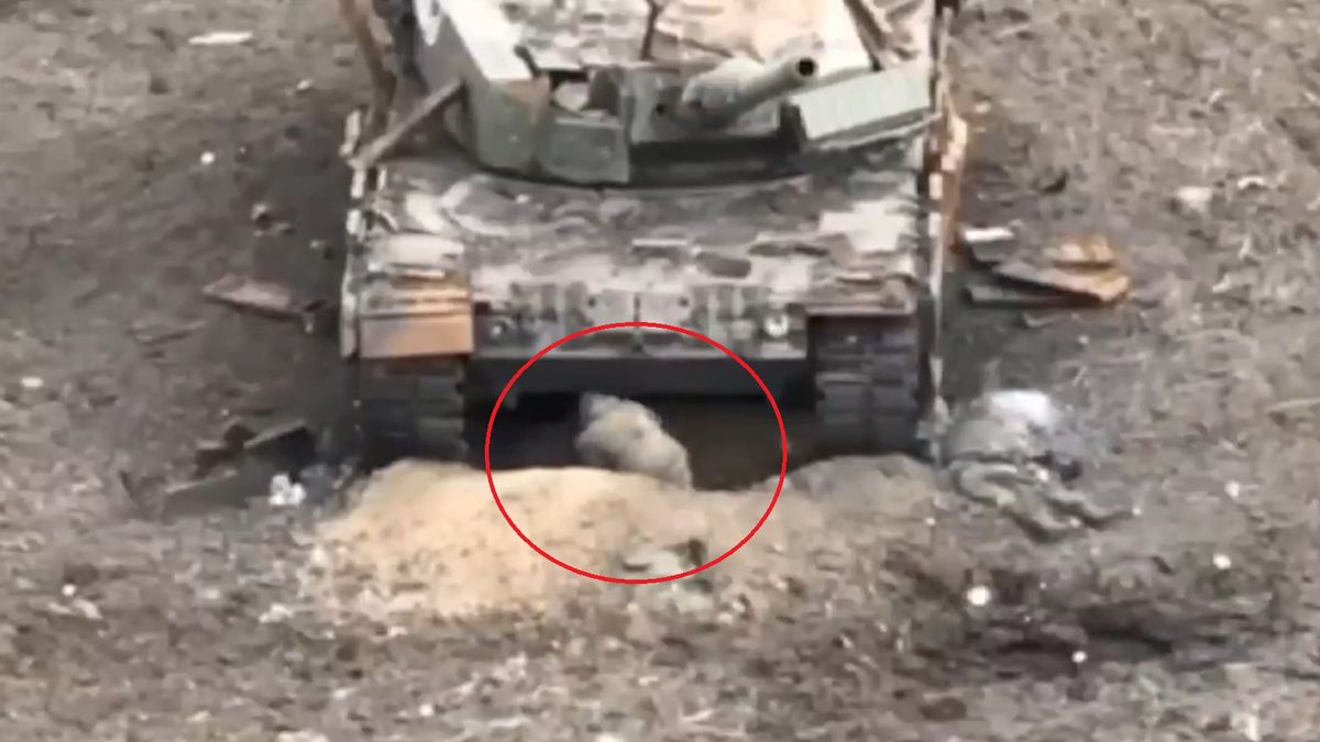 Rosyjski żołnierz myślał, że będzie bezpieczny pod ukraińskim czołgiem