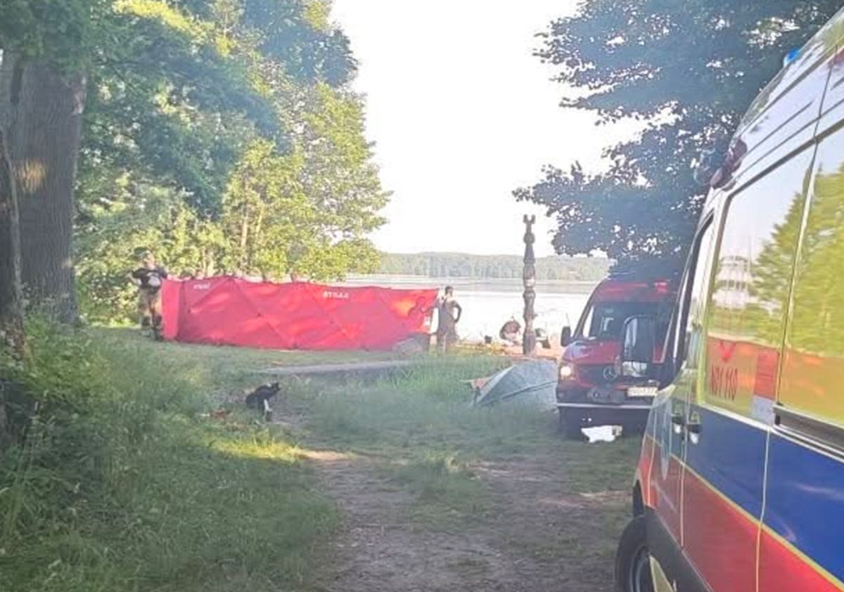 Tragedia nad jeziorem. Nie żyją dwie osoby. Jedna mogła zostać zabita