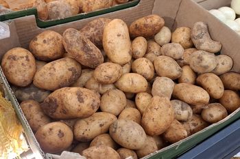 Bosacka pokazała zdjęcie z zakupów. Wielu Polaków nabiera się na takie ziemniaki