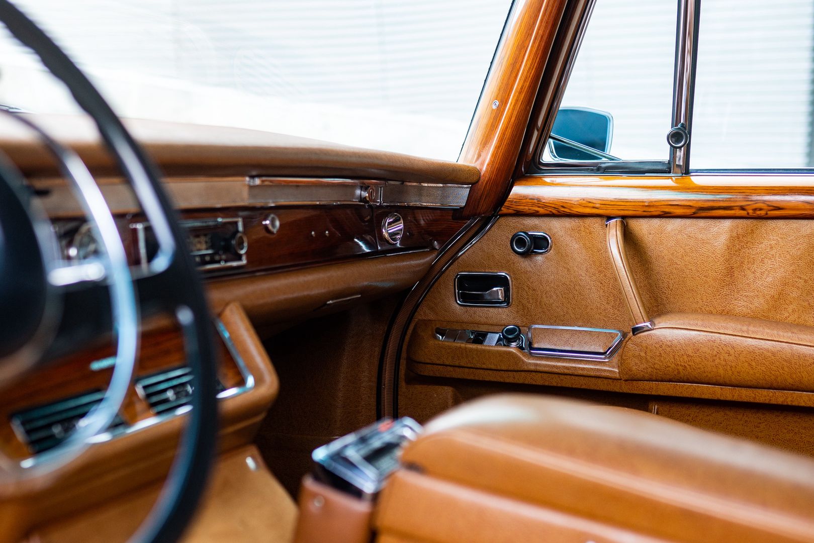 Mercedes-Benz 600 (W100)