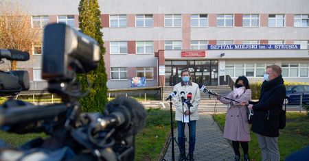 Koronawirus. Poznań. Tragedia w szpitalu. Pacjent z COVID-19 wyskoczył przez okno