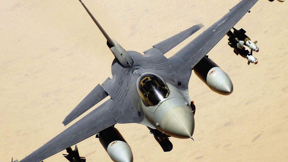 Pilot F-16 oślepiony podczas lądowania w Łasku. Ktoś użył lasera