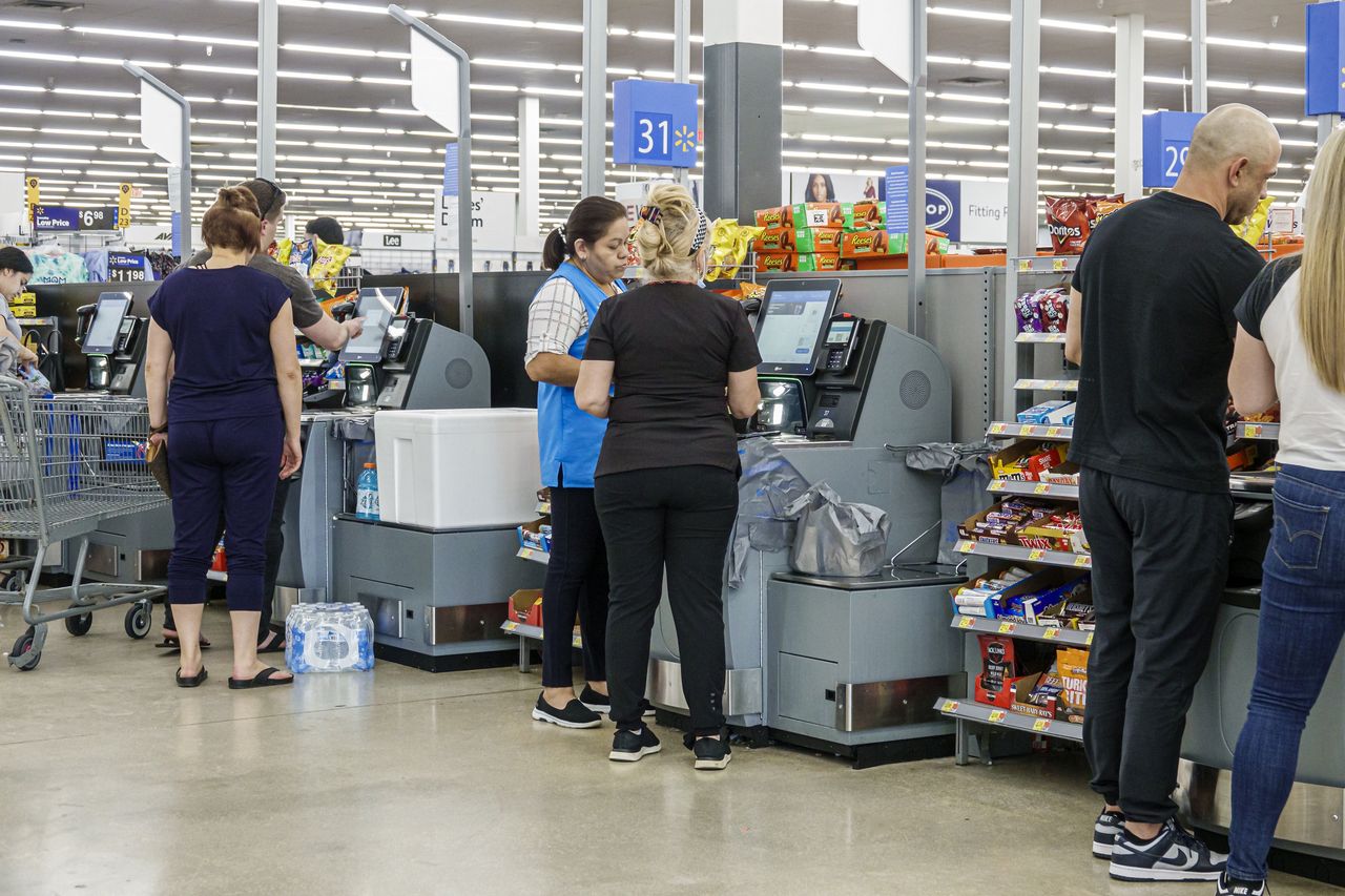 Druga strona medalu. Amerykanie skarżą się na skutki korzystania z kas samoobsługowych