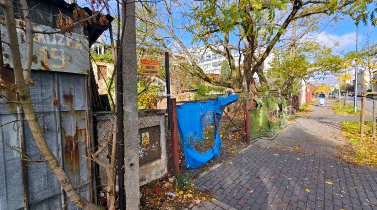 Warszawa: Furtka pod napięciem poraziła strażników miejskich