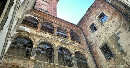 Żary: Remont ruin zamku odwleka się w czasie. Radni dopytują