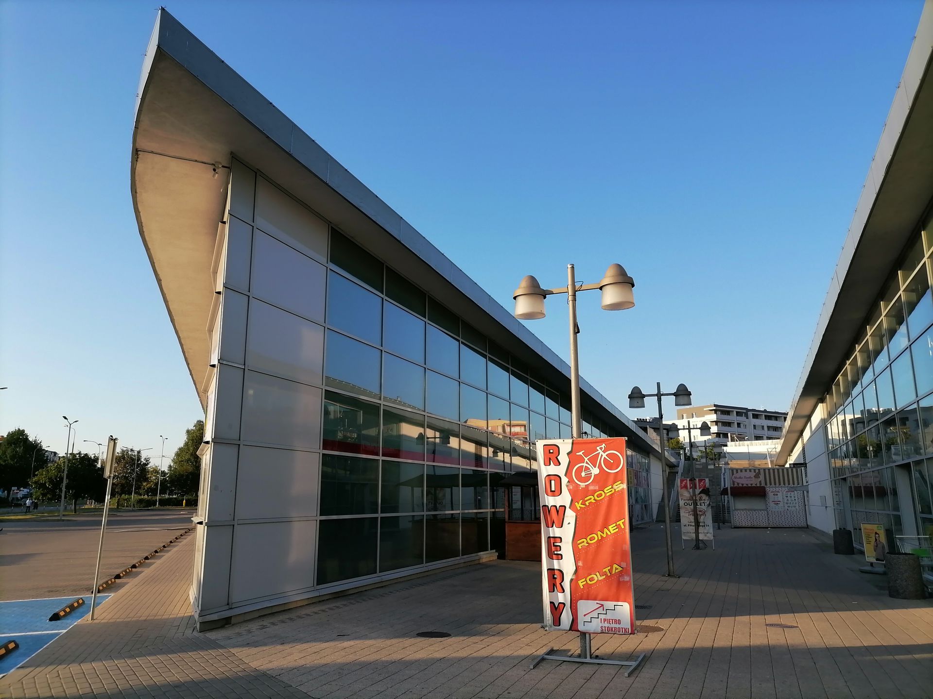 Huawei P40 lite E: test taniego chińczyka bez aplikacji Google 18