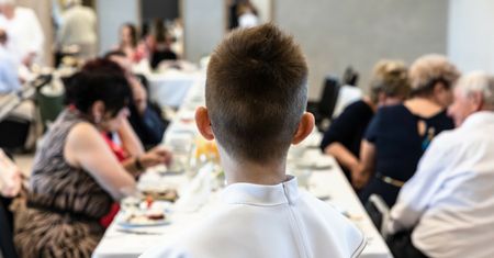 Ceny wbijają w fotel. "Mogą obudzić się z ręką w nocniku"