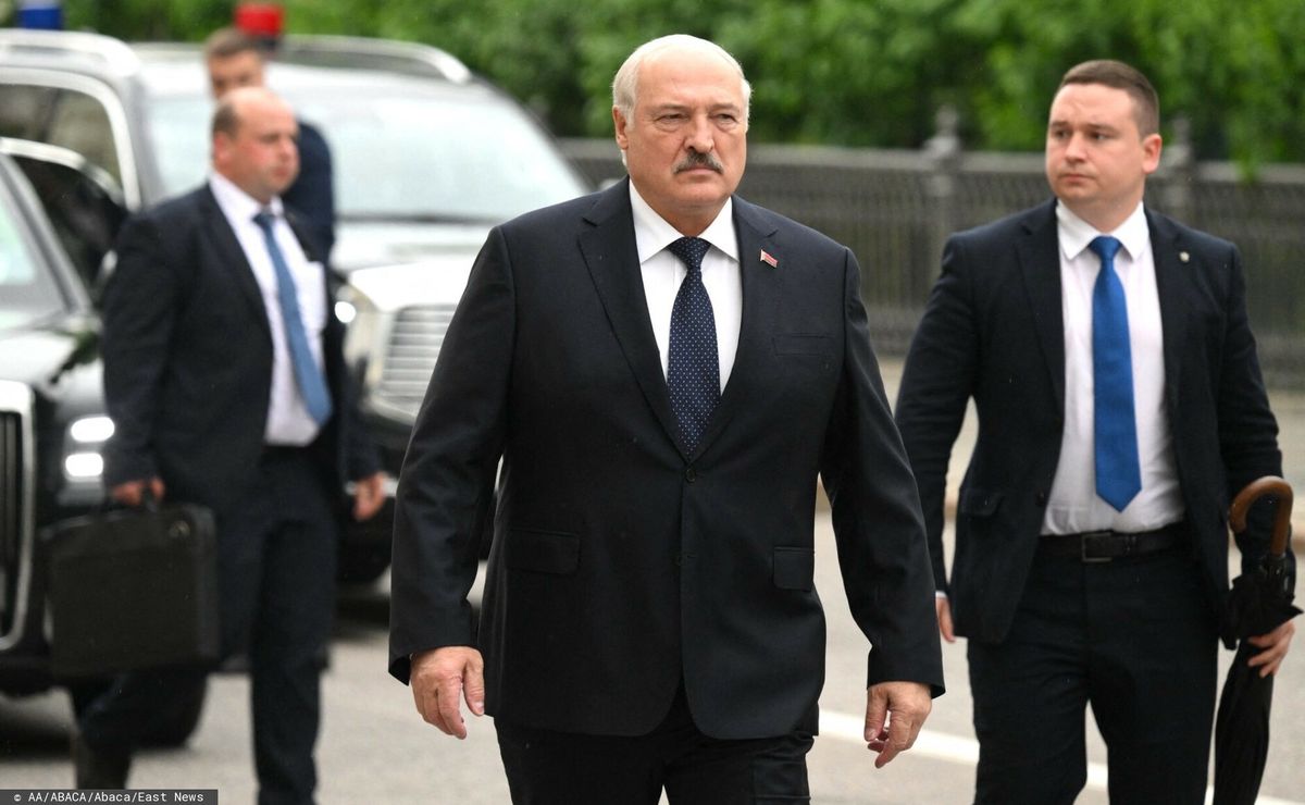 Alaksandr Łukaszenka ogłosił we wtorek, że rosyjska taktyczna broń nuklearna dotarła już na Białoruś