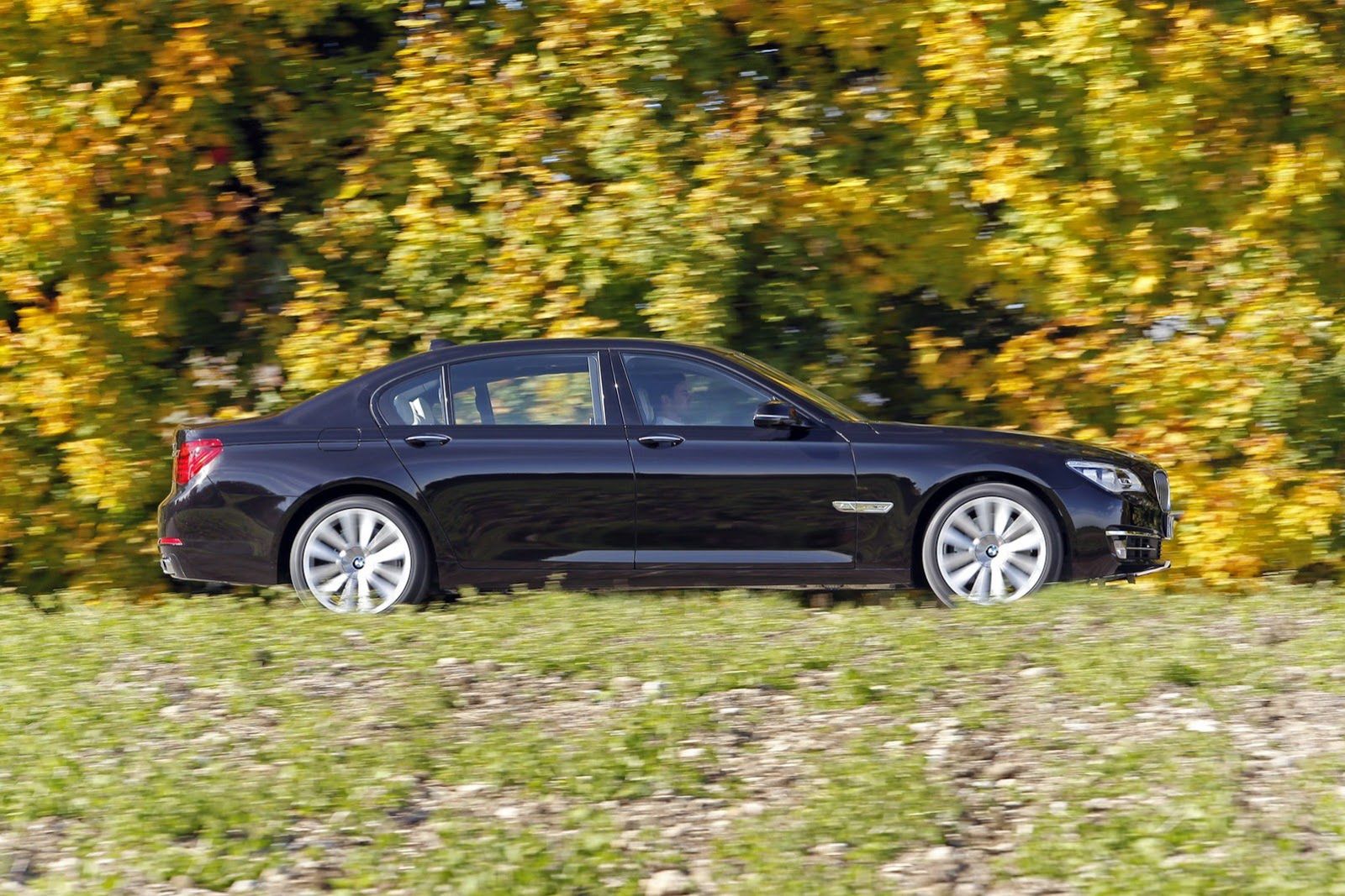 BMW Serii 7 V12