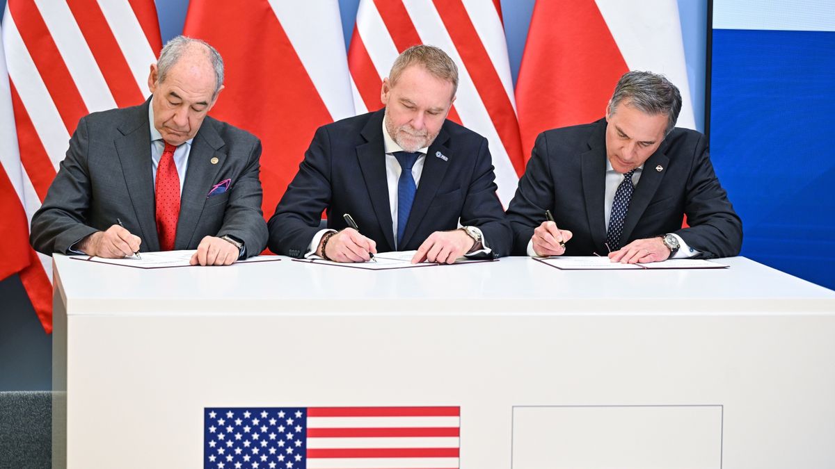 Polskie Elektrownie Jądrowe zawarły umowę pomostową