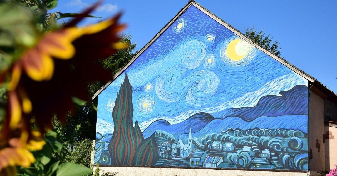 Van Gogh na polskiej wsi? Brzózki zachwycają muralami i festiwalem sztuki