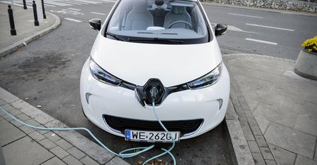 Polskie inwestycje w sieć stacji ładowania aut elektrycznych