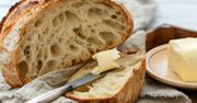 Zajadamy się na potęgę, nie myśląc o skutkach. Te produkty rujnują wątrobę