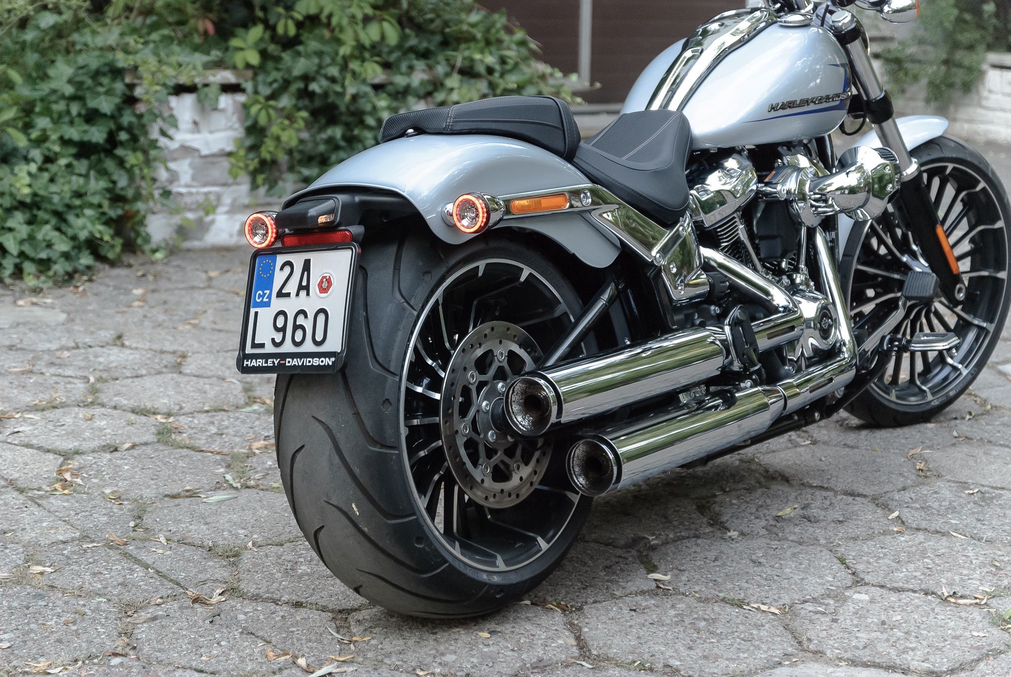 Harley-Davidson Breakout