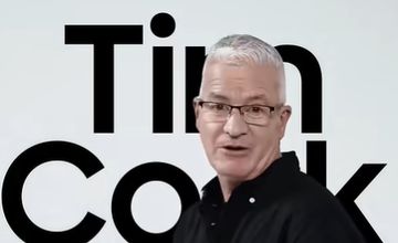 Tim Cook w reklamie Galaxy Fold 8 od Samsunga. Ale to nie ten z Apple.