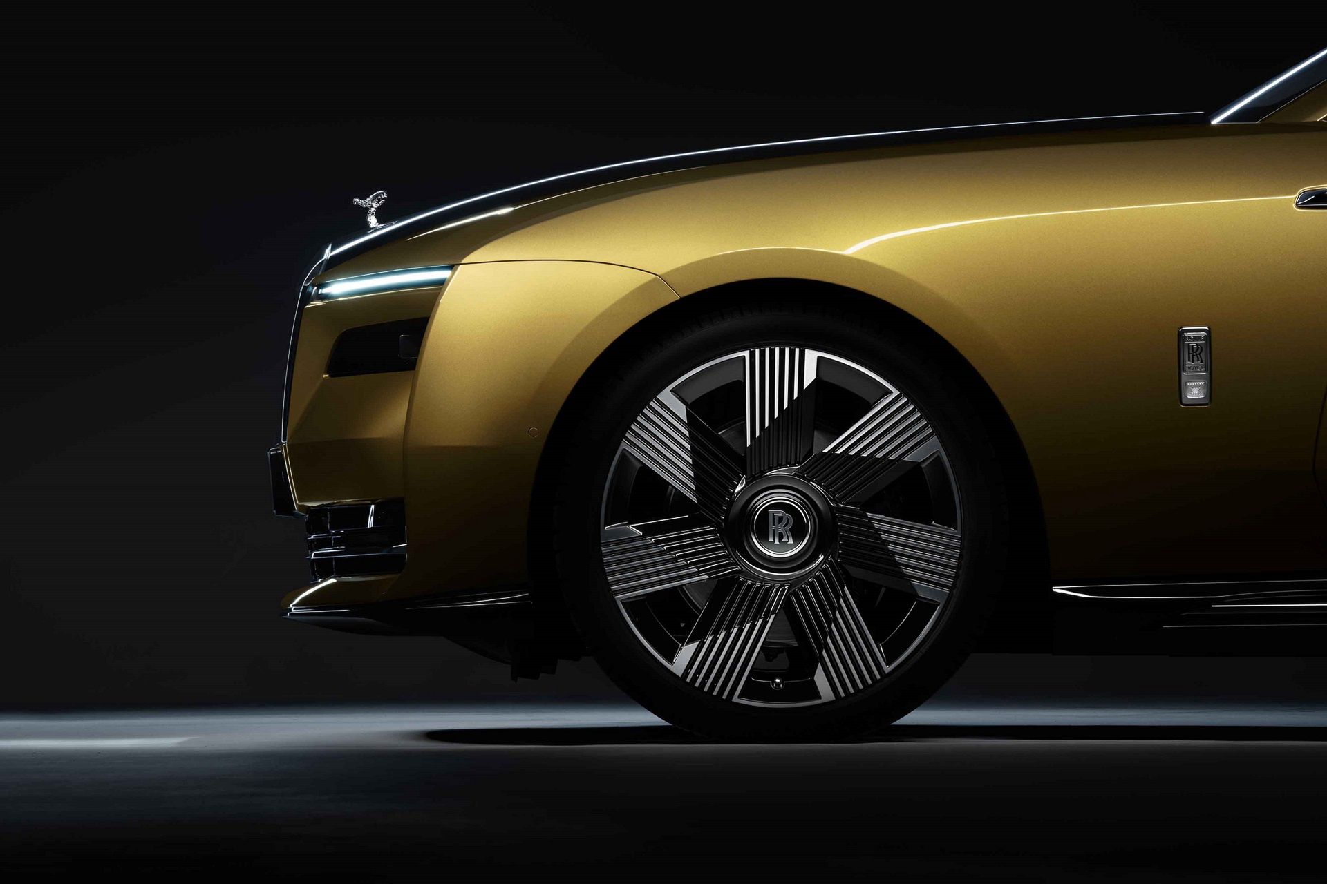 Rolls-Royce Spectre (2023)