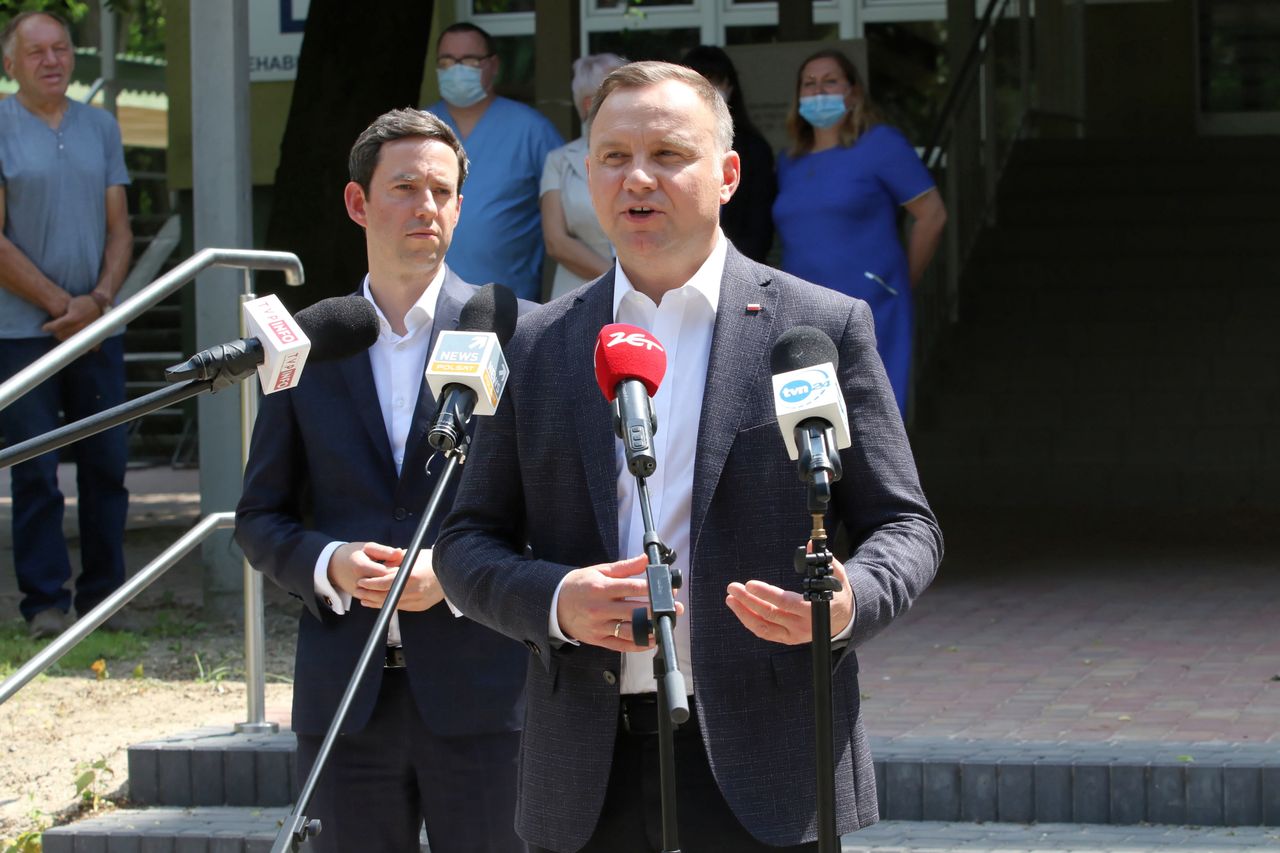 Andrzej Duda grzmi w Opolu. "Oni chcą nas cofnąć o pięć lat"