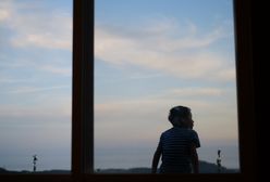 Dziecko spadło z trzeciego piętra. Miało jednak szczęście