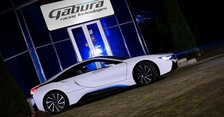 BMW i8 z V8 - producent nie chce, więc zrobi to tuner