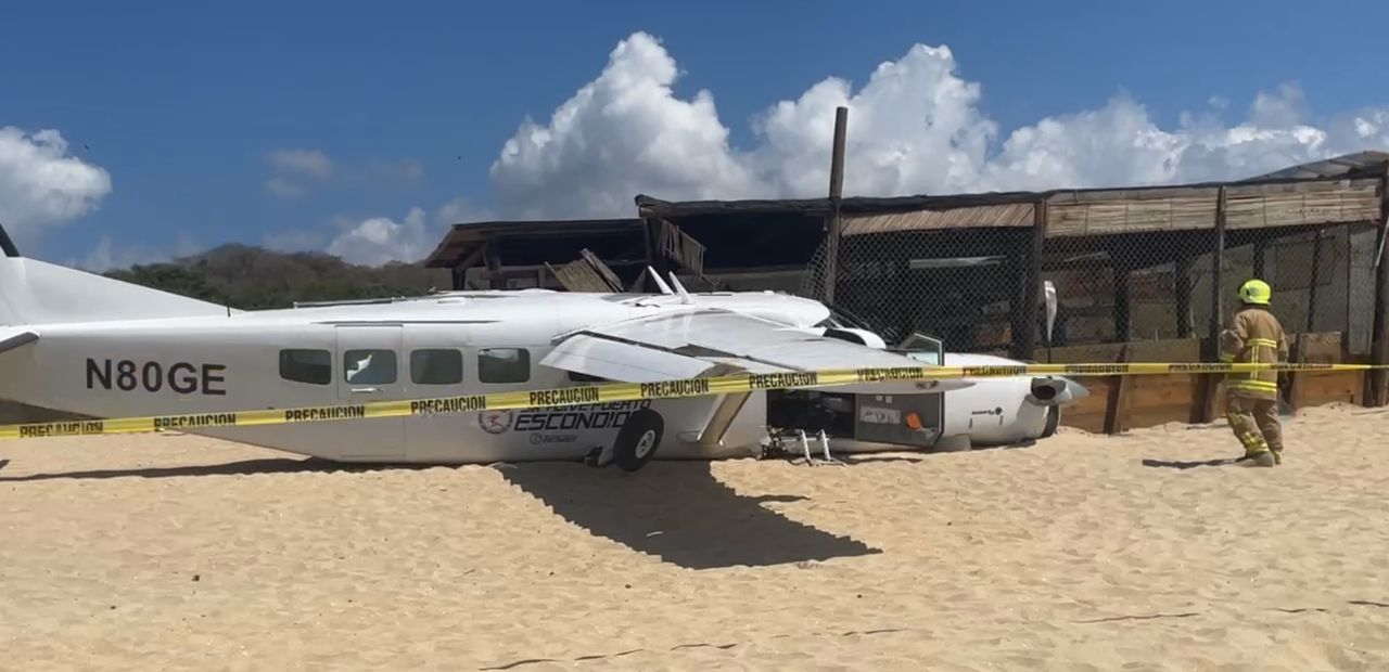 Plane emergency landing claims life on Mexico beach