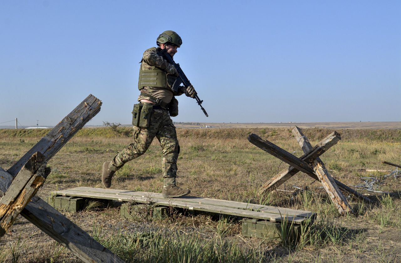 Russian forces gear up for major assault on Kharkiv