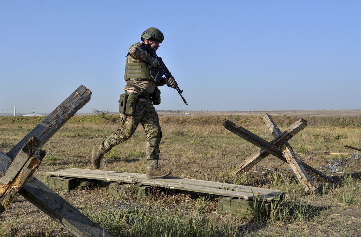 Rosjanie przemieszczają swoje siły. Ukraina ostrzega przed atakiem