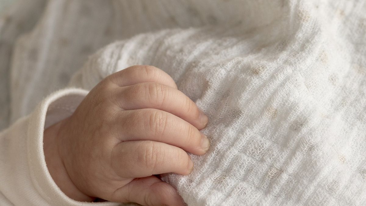 Nieoficjalne informacje w sprawie martwego noworodka znalezionego w sortowni śmieci w Działdowie