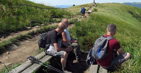 Bieszczady czekają na turystów. Ceny od 45 zł za noc. "Ludzie rezerwują i odwołują"