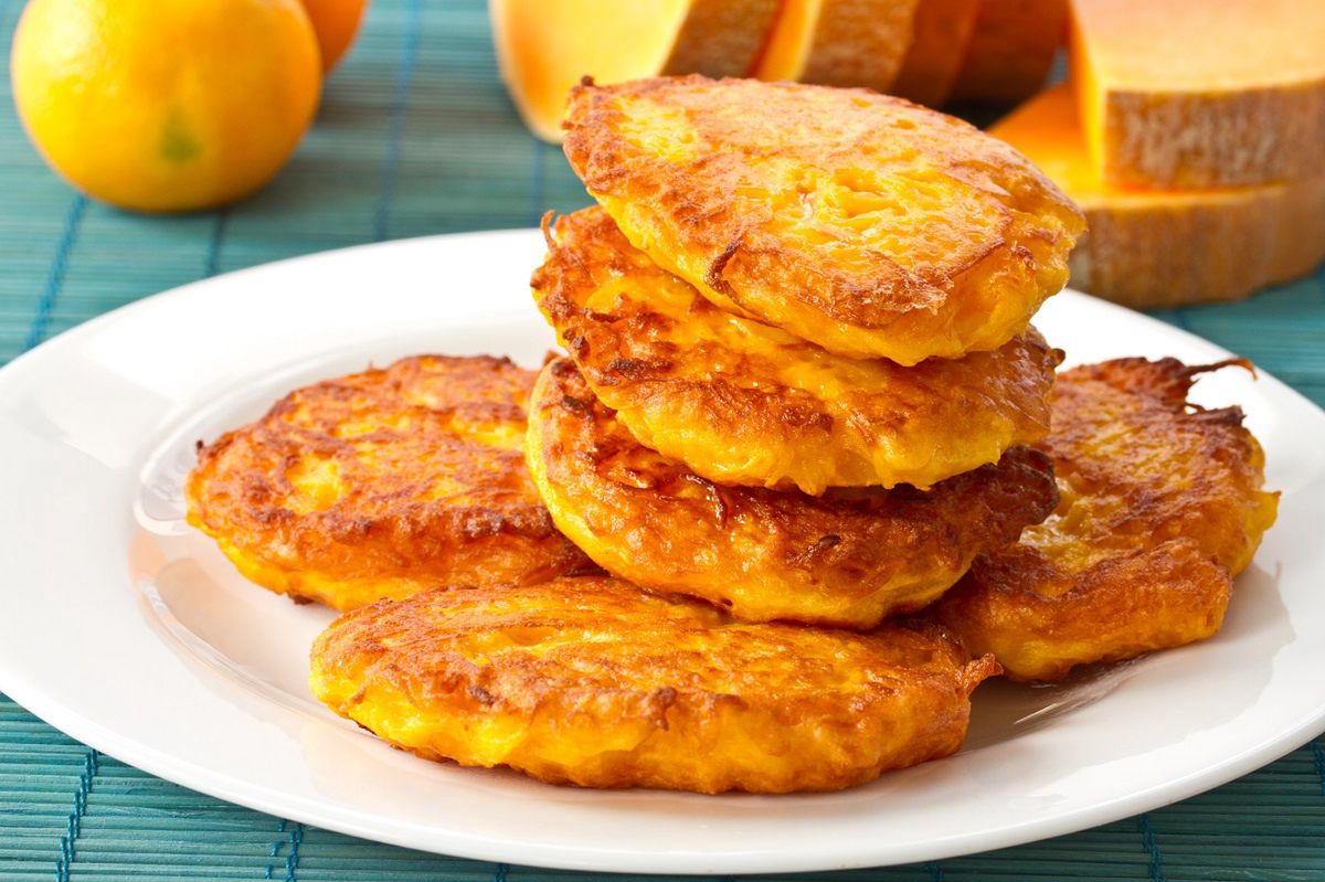 Flourless pumpkin pancakes: A light and healthy autumn breakfast