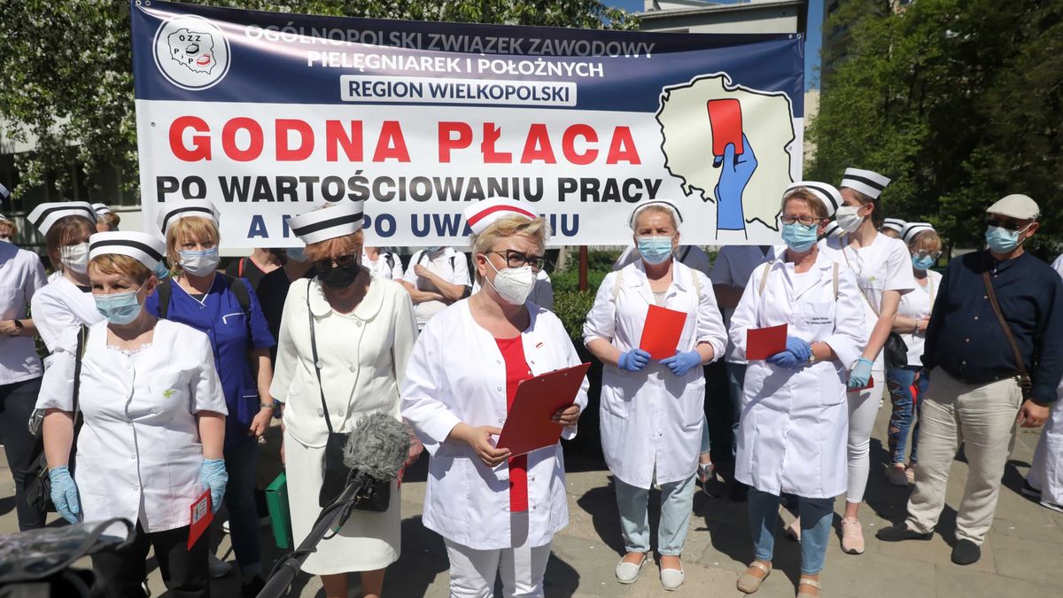 Protest pielęgniarek w Warszawie