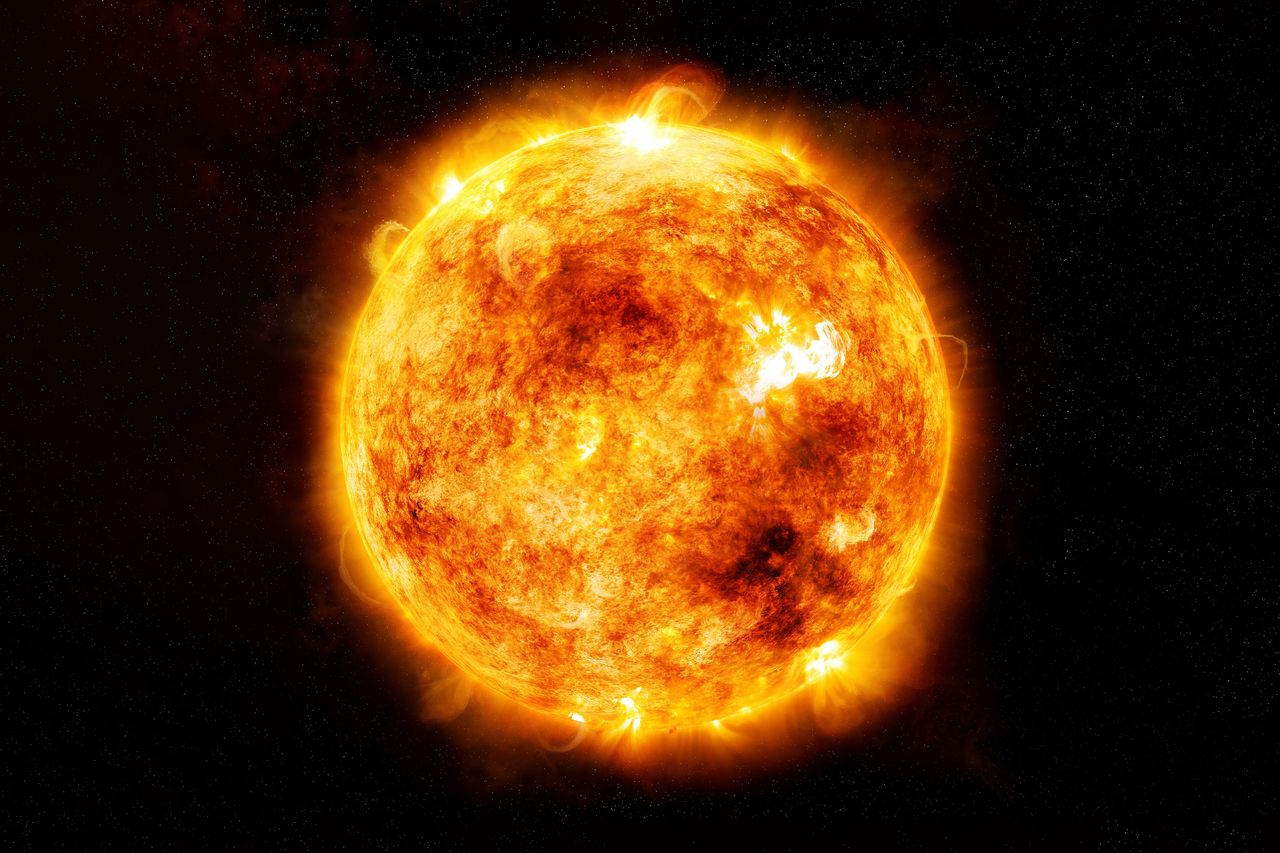 Solar Orbiter zajrzał Słońcu pod spódnicę. Pierwsze w historii zdjęcia południowego bieguna naszej gwiazdy