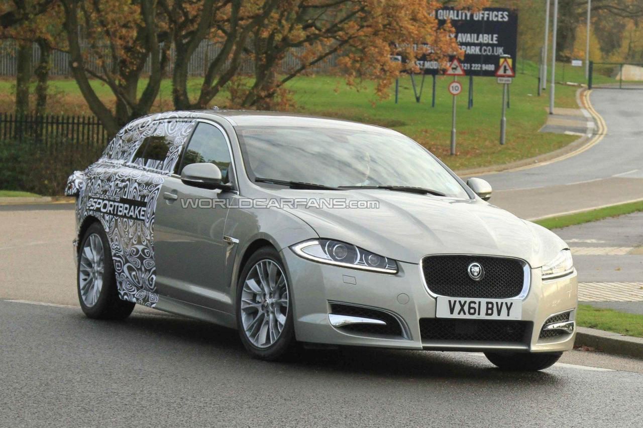 2012 Jaguar XF Sportbrake w kamuflażu