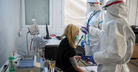 Nieoficjalne dane MZ. Rekordowa liczba zakażeń