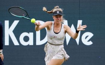 Magdalena Fręch przegrała z Clarą Tauson w pierwszej rundzie tenisowego turnieju WTA 500 w Bad Homburgu