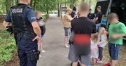 Pijana nastolatka zasłabła podczas kąpieli w Łebie. Na plaży jej chłopak i czworo dzieci