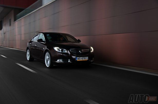 Opel Insignia 2,0 BiTurbo 4x4 Cosmo - w drodze na szczyt [test autokult.pl]