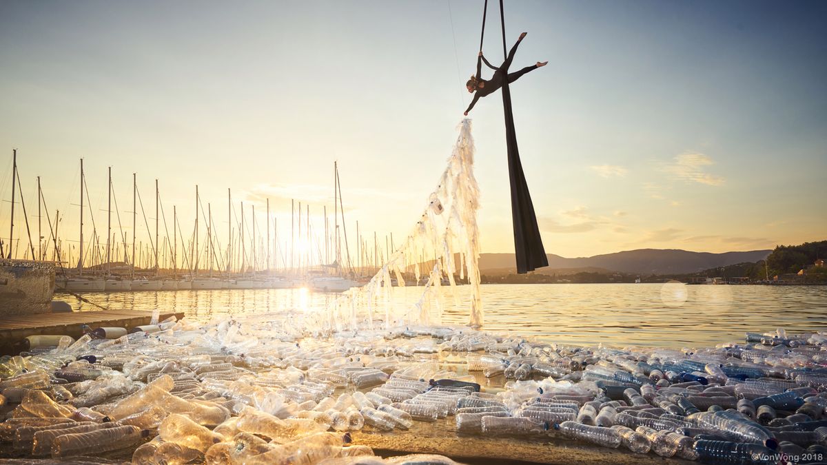 W każdej minucie do oceanów trafia ciężarówka plastiku. Nowy projekt Von Wonga 1