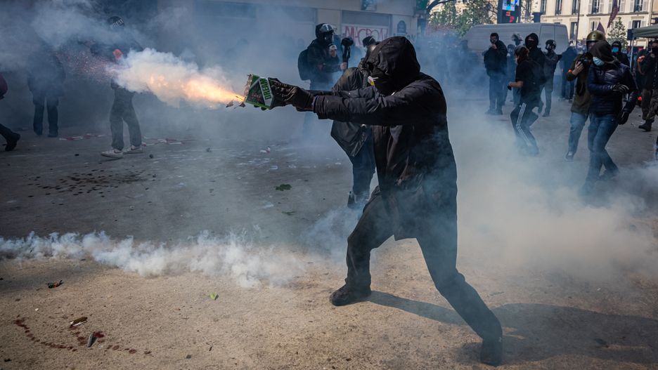 Protestujący w Paryżu