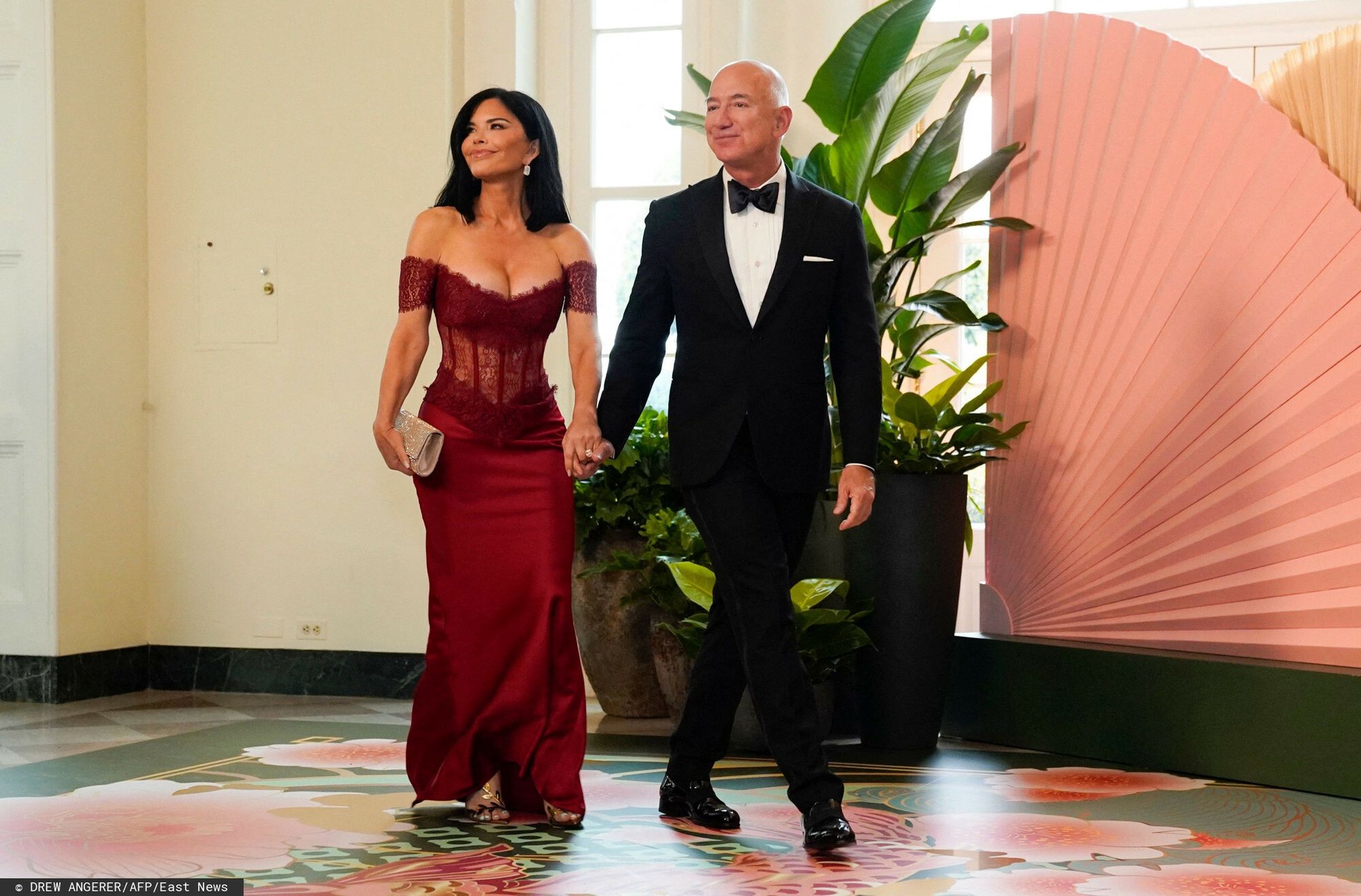 Lauren Sanchez, Jeff Bezos