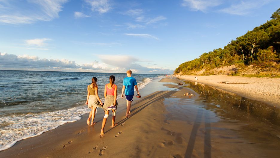 Co spakować na wakacje, by być przygotowanym na każdą okazję?