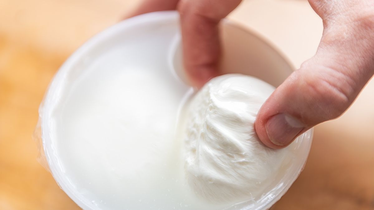 Jak wykorzystać wodę po mozzarelli?