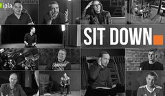 Do Ipla trafił nowy autorski program „Sit down. Rozmowy o stand-upie” (wideo)