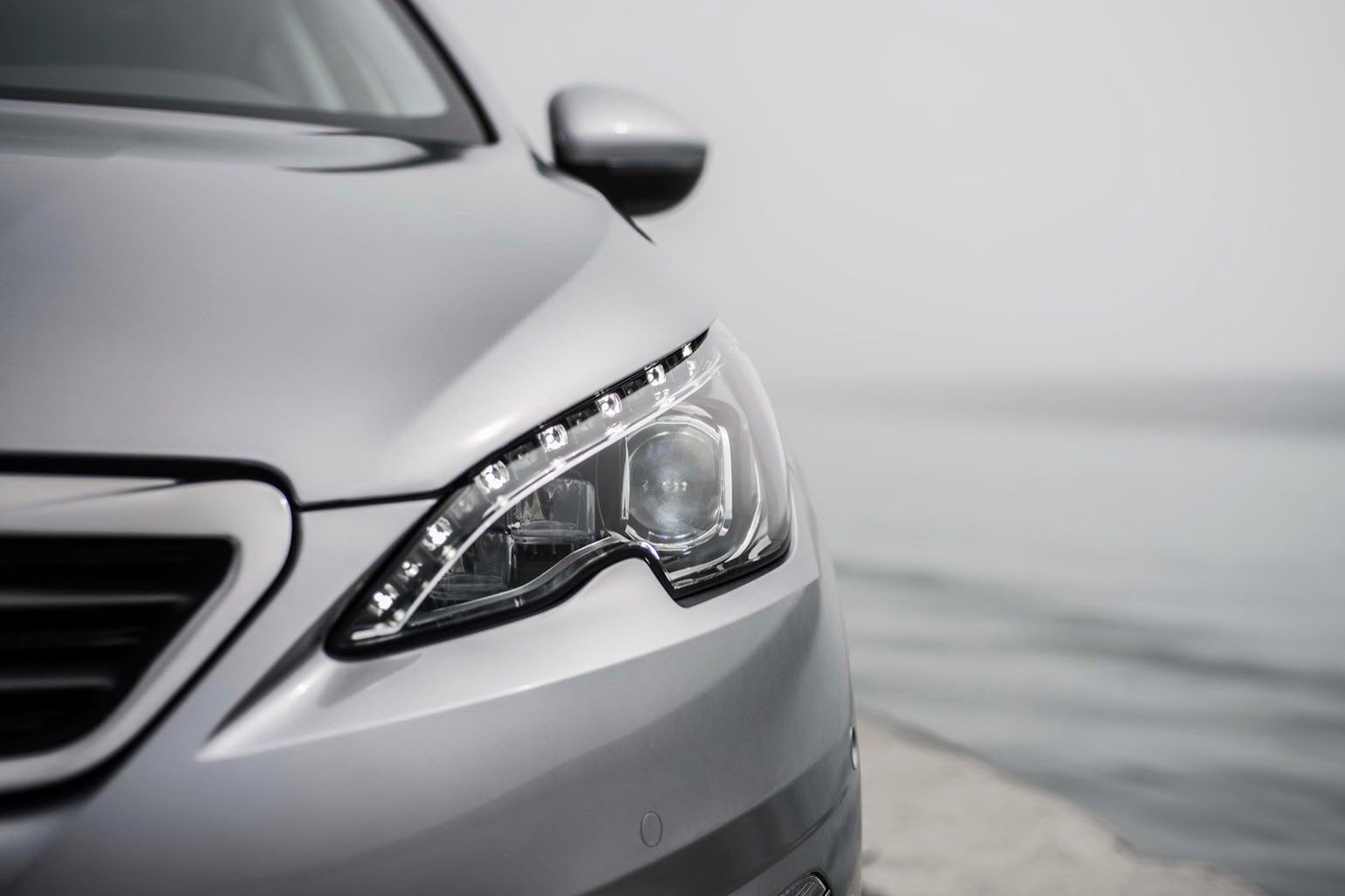 Nowy Peugeot 308 w obszernej galerii zdjęć 103