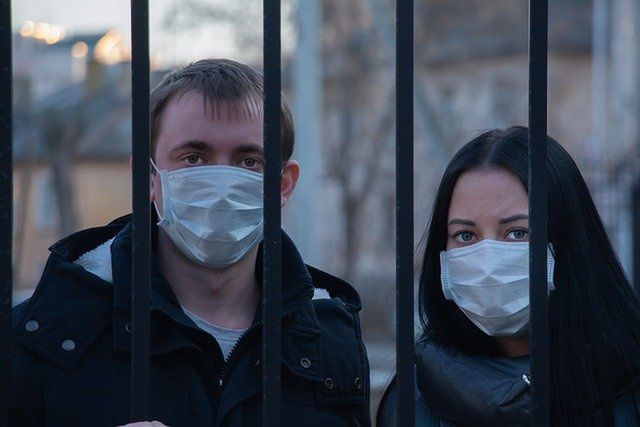Potwierdzono 9 kolejnych przypadków zakażenia koronawirusem