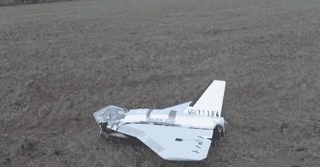 Ten dron wleciał najdalej. Znaleziono go na polu uprawnym