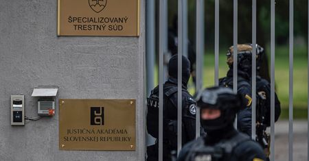 Zamach na Ficę. Zatrzymania za wpisy w internecie